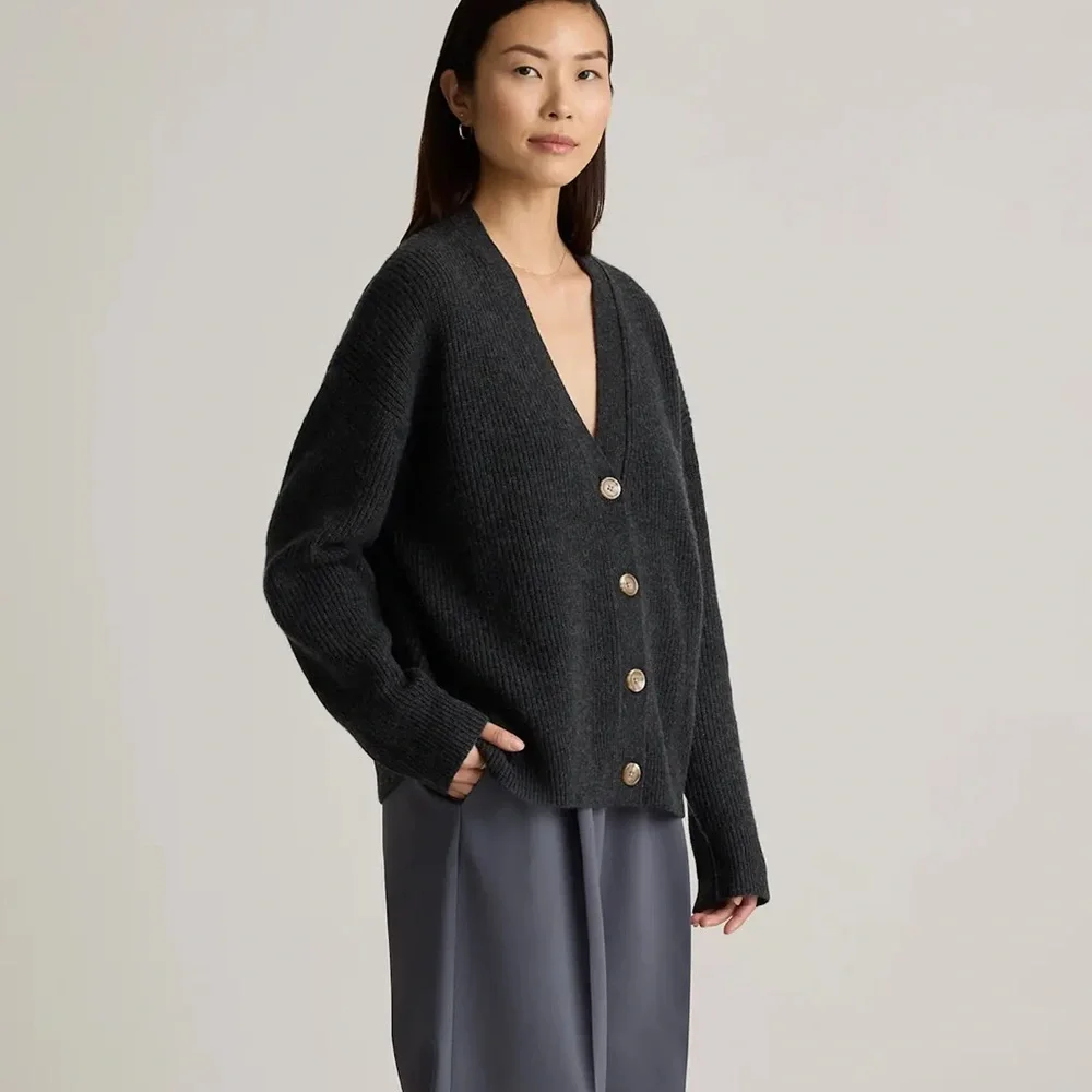 NWT Quince Mongolian Cashmere Fisherman Cropped Sweater - Heather Charcoal XS - Picture 4 of 10